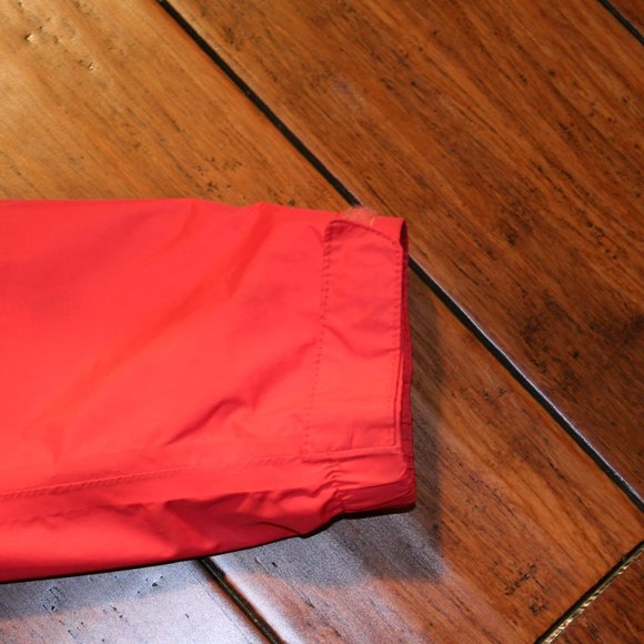 Bright Red Columbia Lightweight Shell. Super Good Condition - Picture 6 of 6